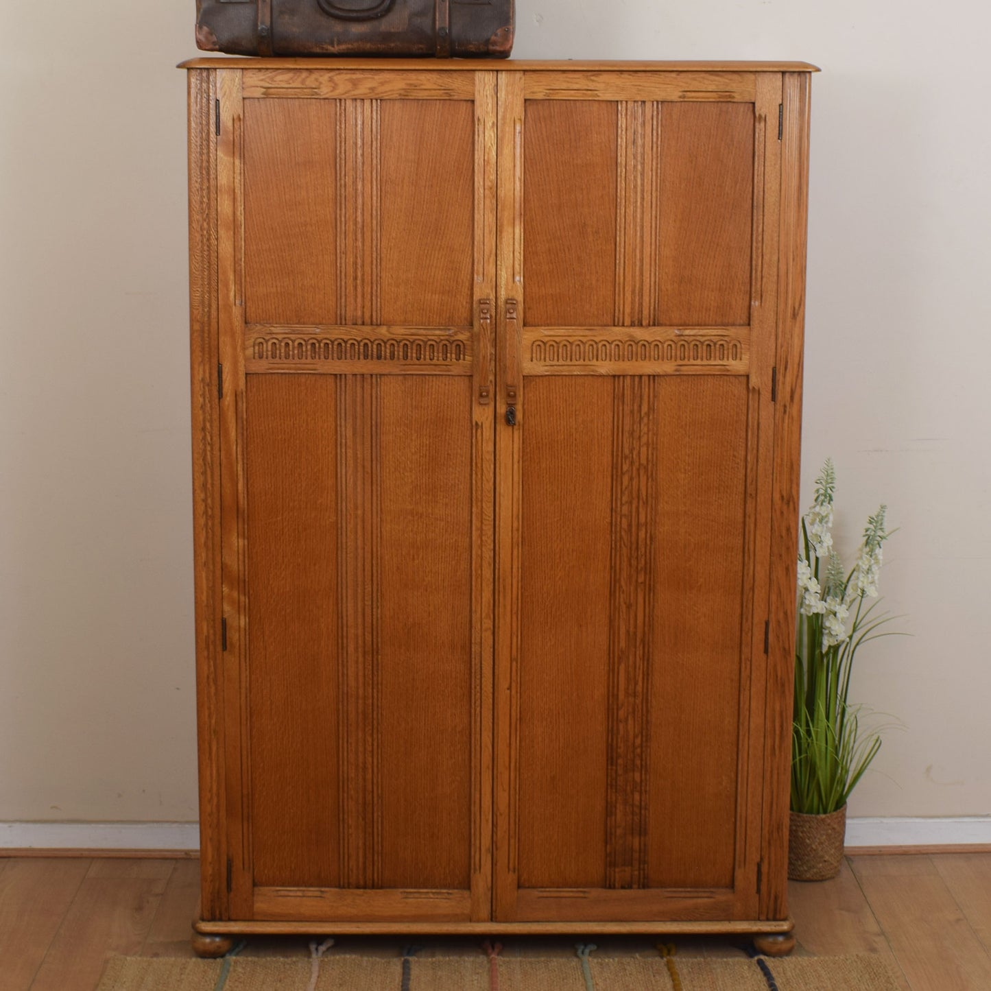 Large Priory Wardrobe