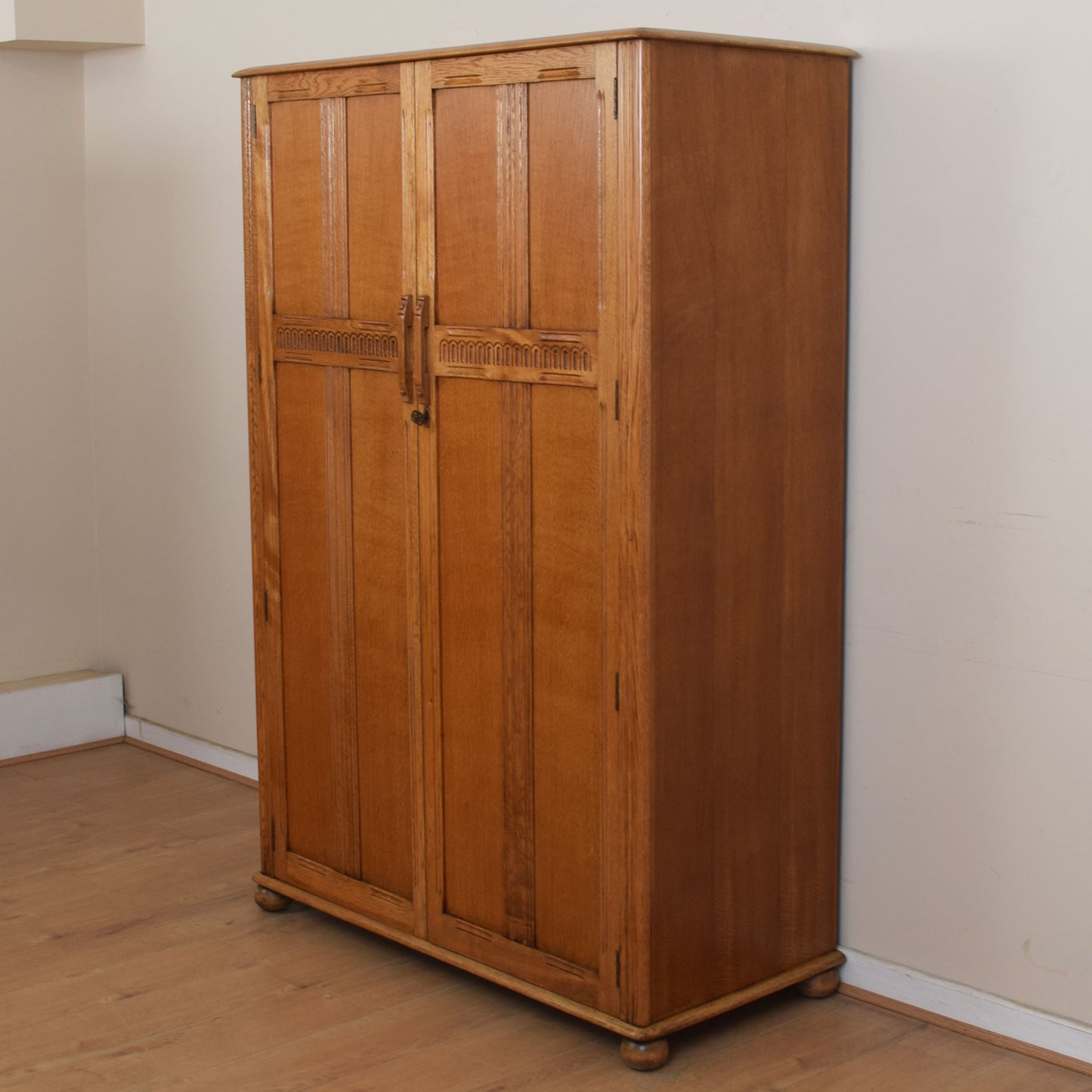 Large Priory Wardrobe