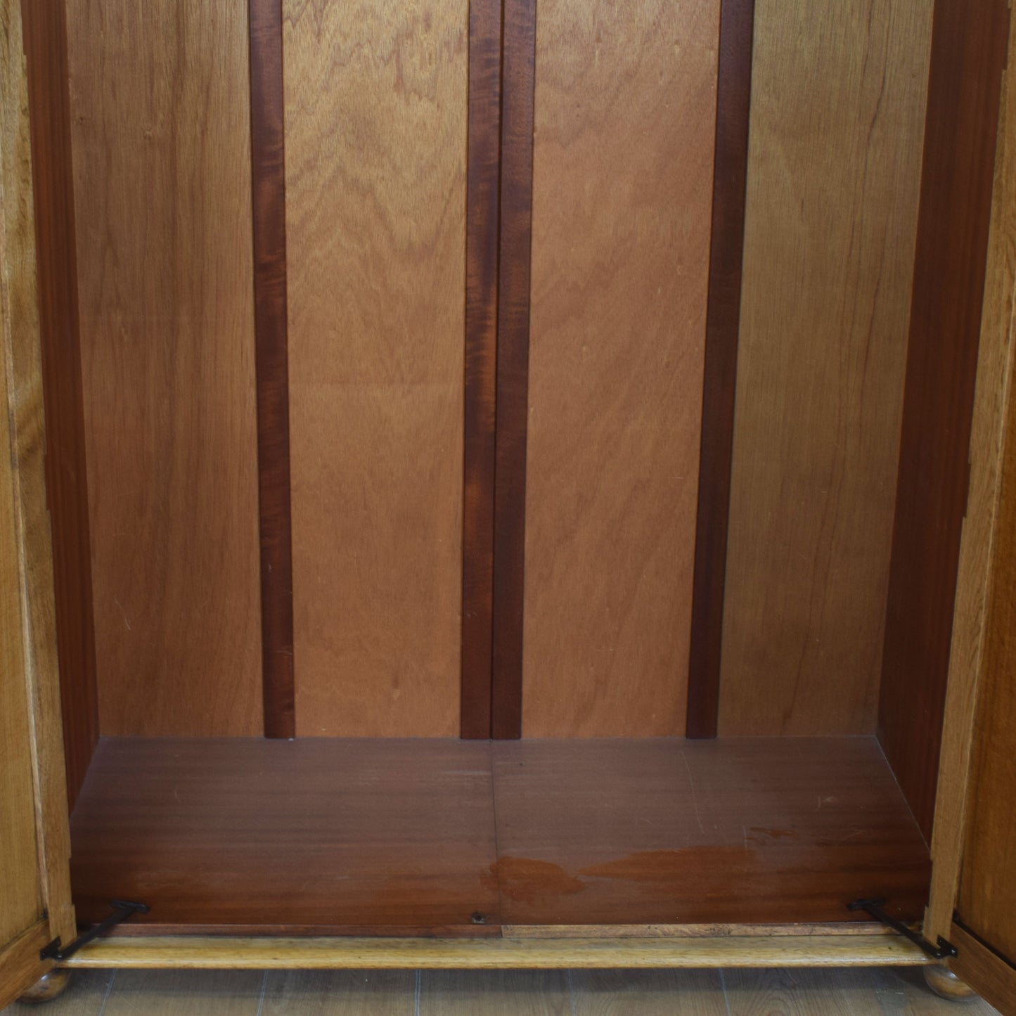 Large Priory Wardrobe