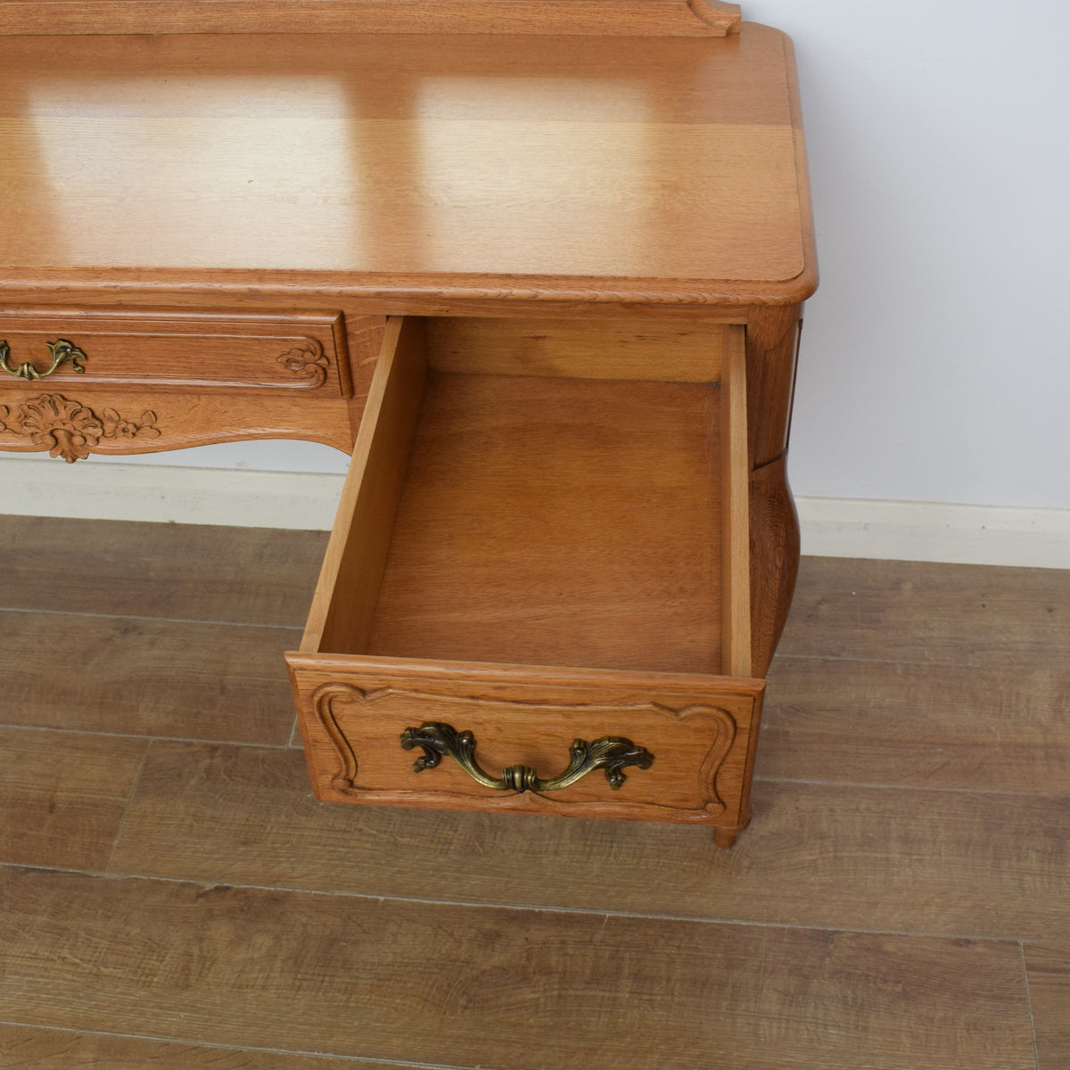 French Dressing Table
