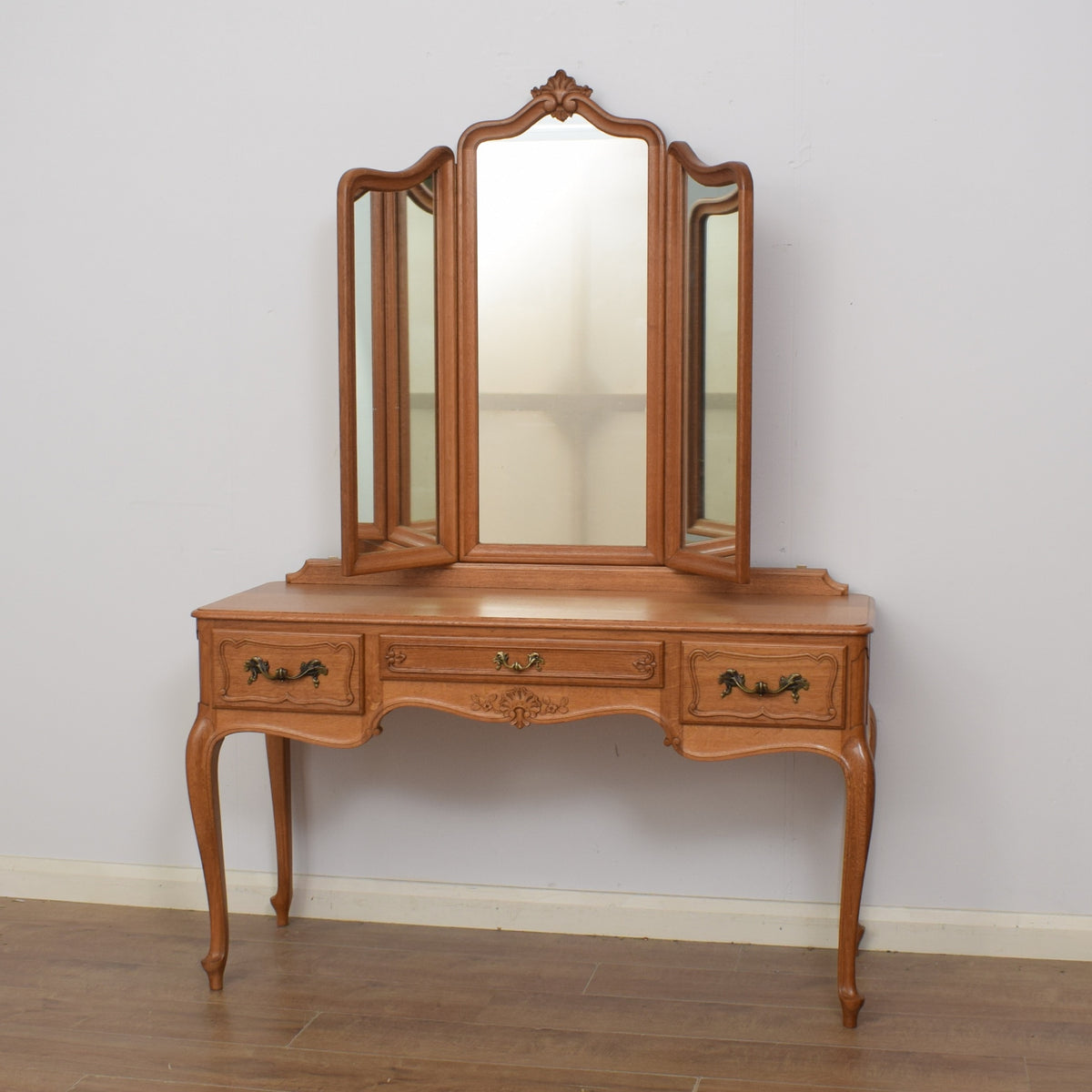 French Dressing Table