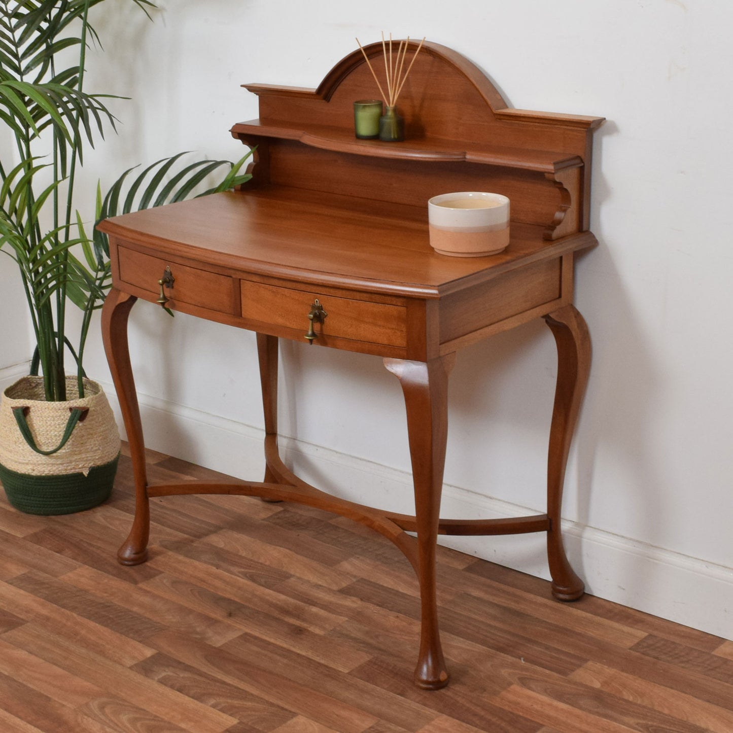Edwardian Mahogany Wash Stand