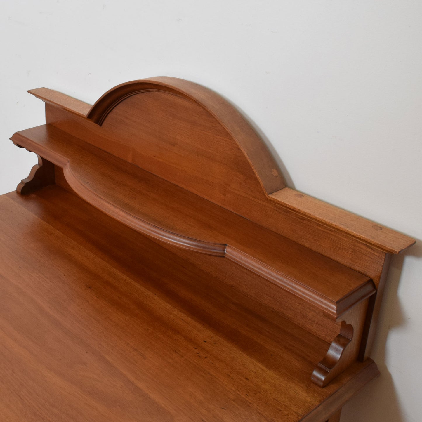 Edwardian Mahogany Wash Stand