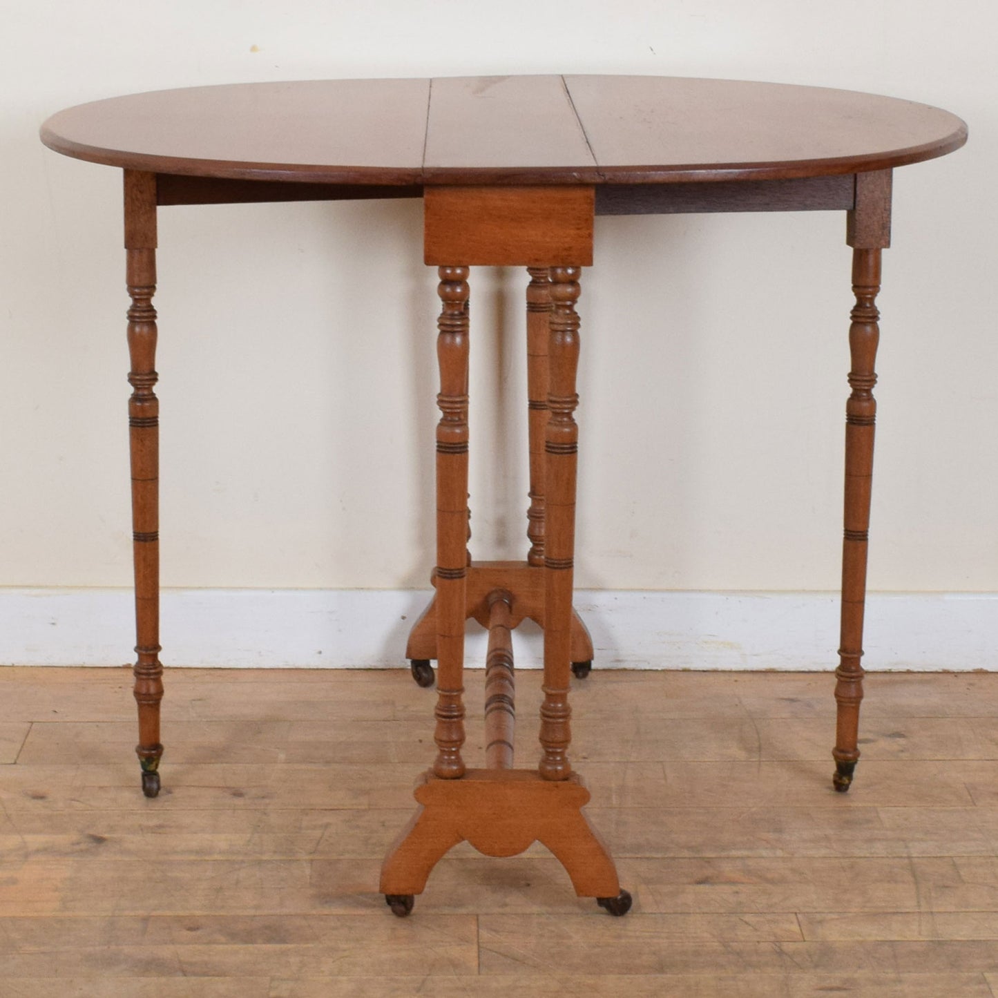 Drop Leaf Tea Table