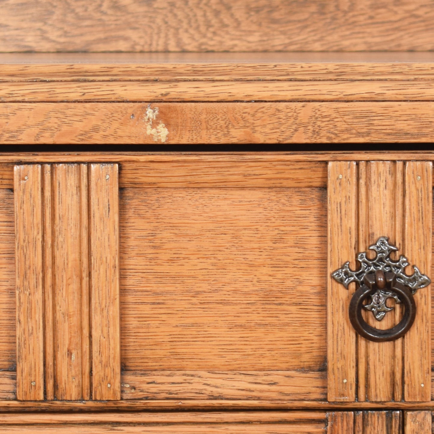 Small Oak Cabinet