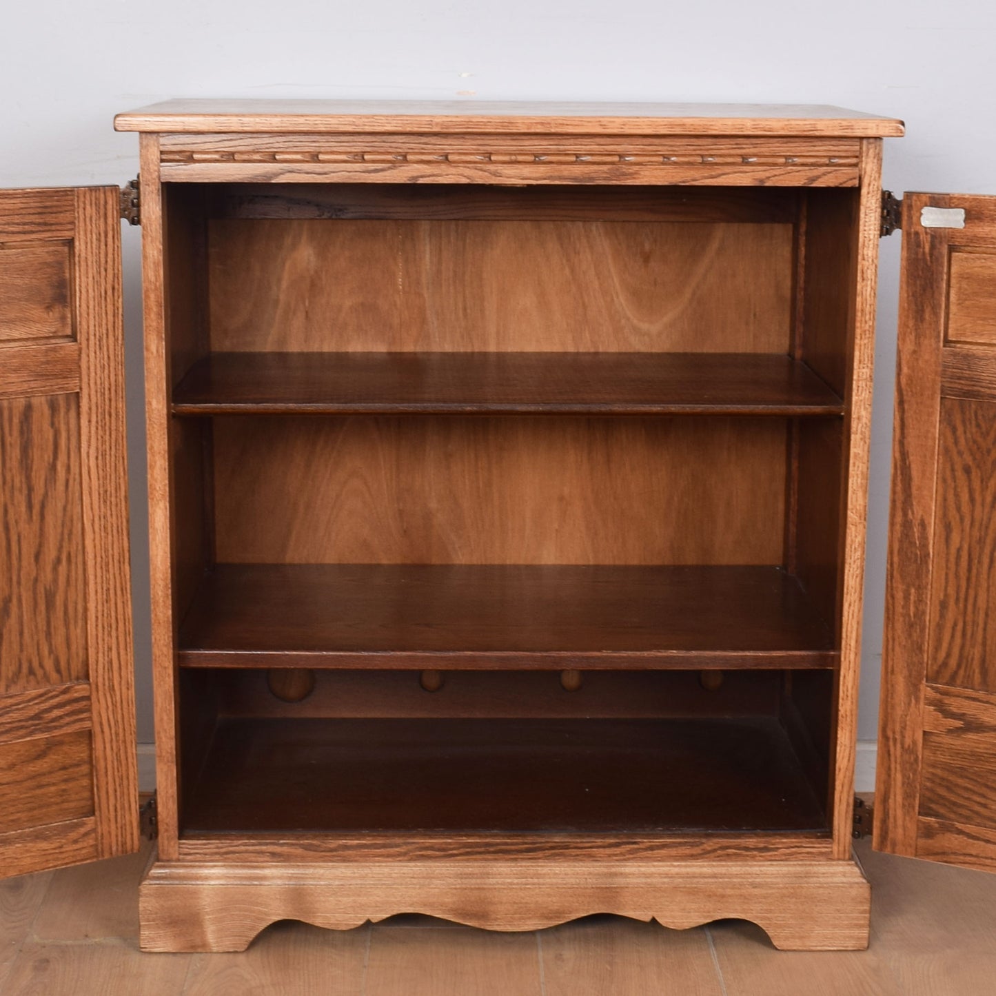 Old Charm Oak Cabinet