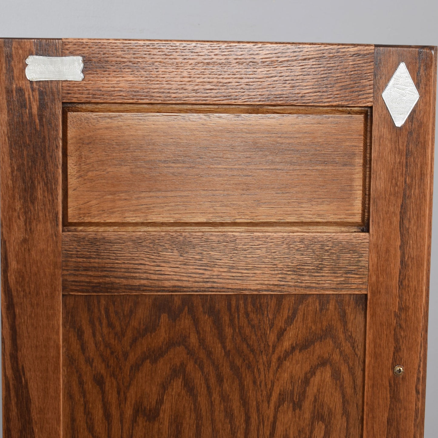 Old Charm Oak Cabinet