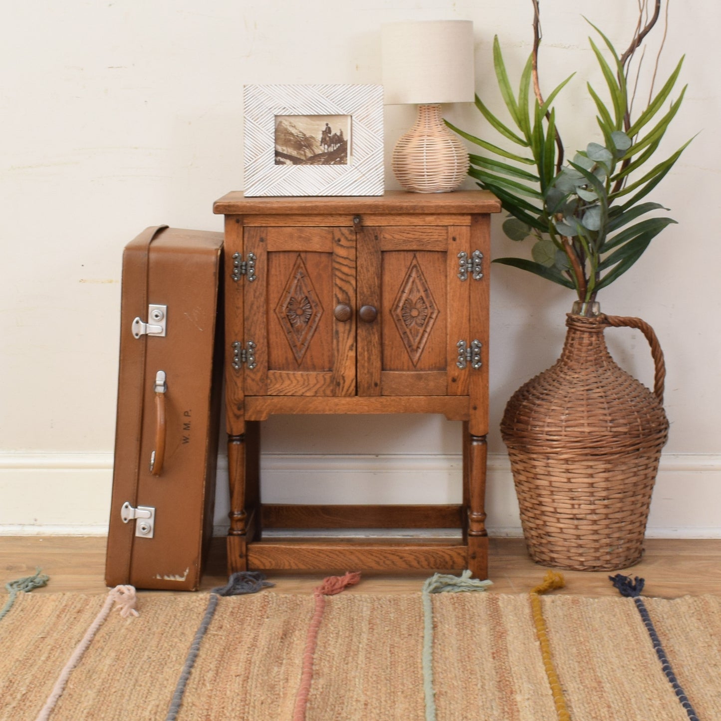 Small Oak Cabinet