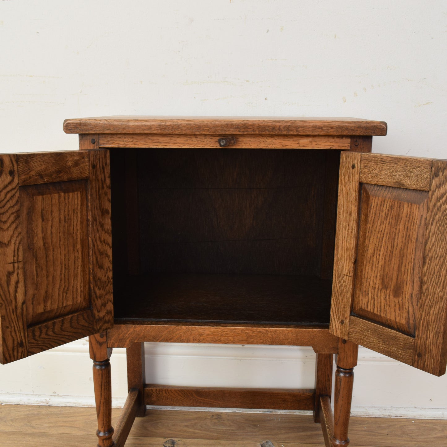 Small Oak Cabinet
