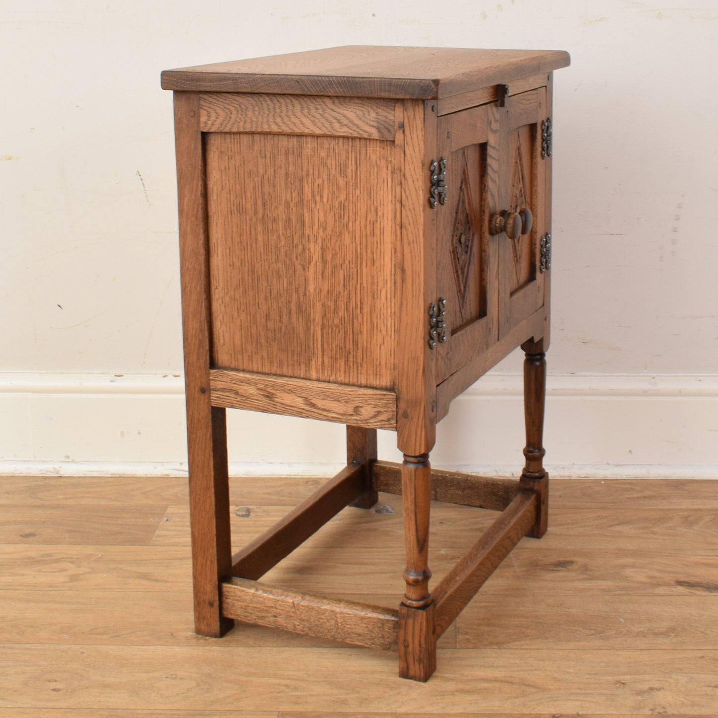 Small Oak Cabinet