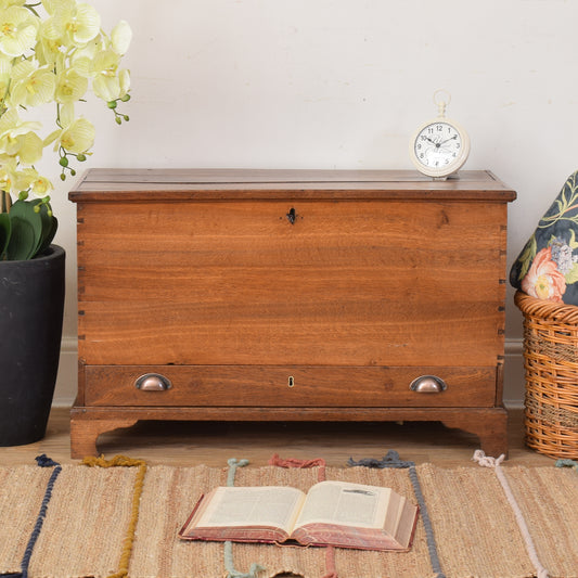 Oak Mule Chest