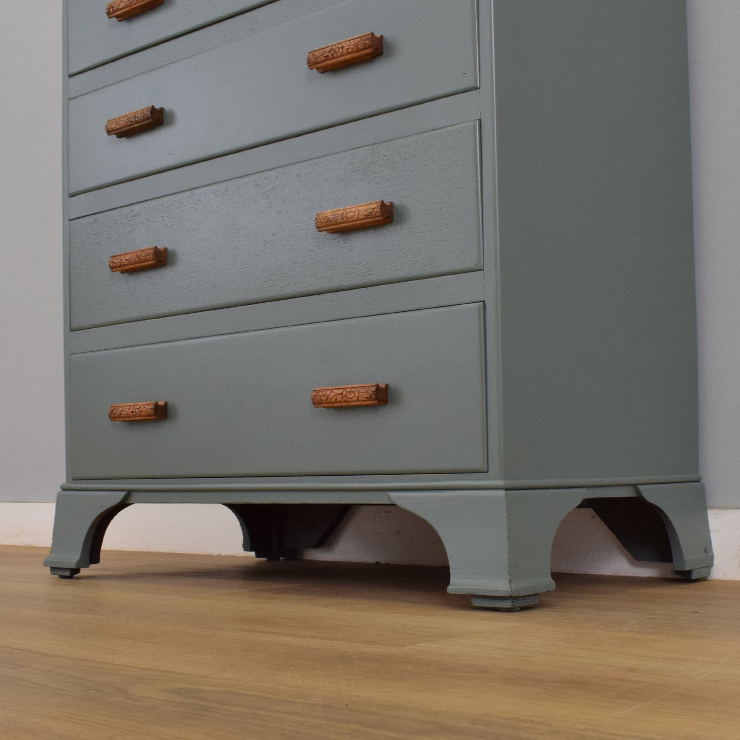 Painted Oak Veneer Chest of Drawers