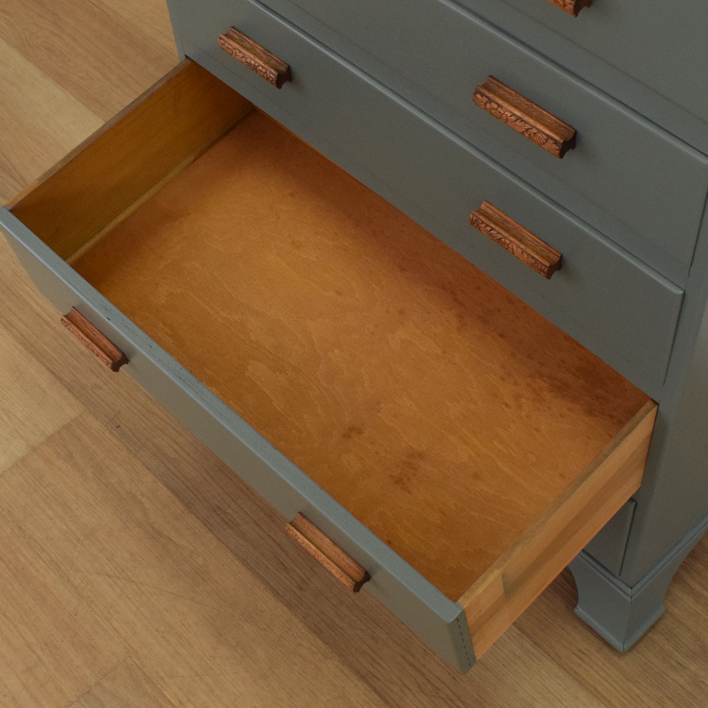 Painted Oak Veneer Chest of Drawers