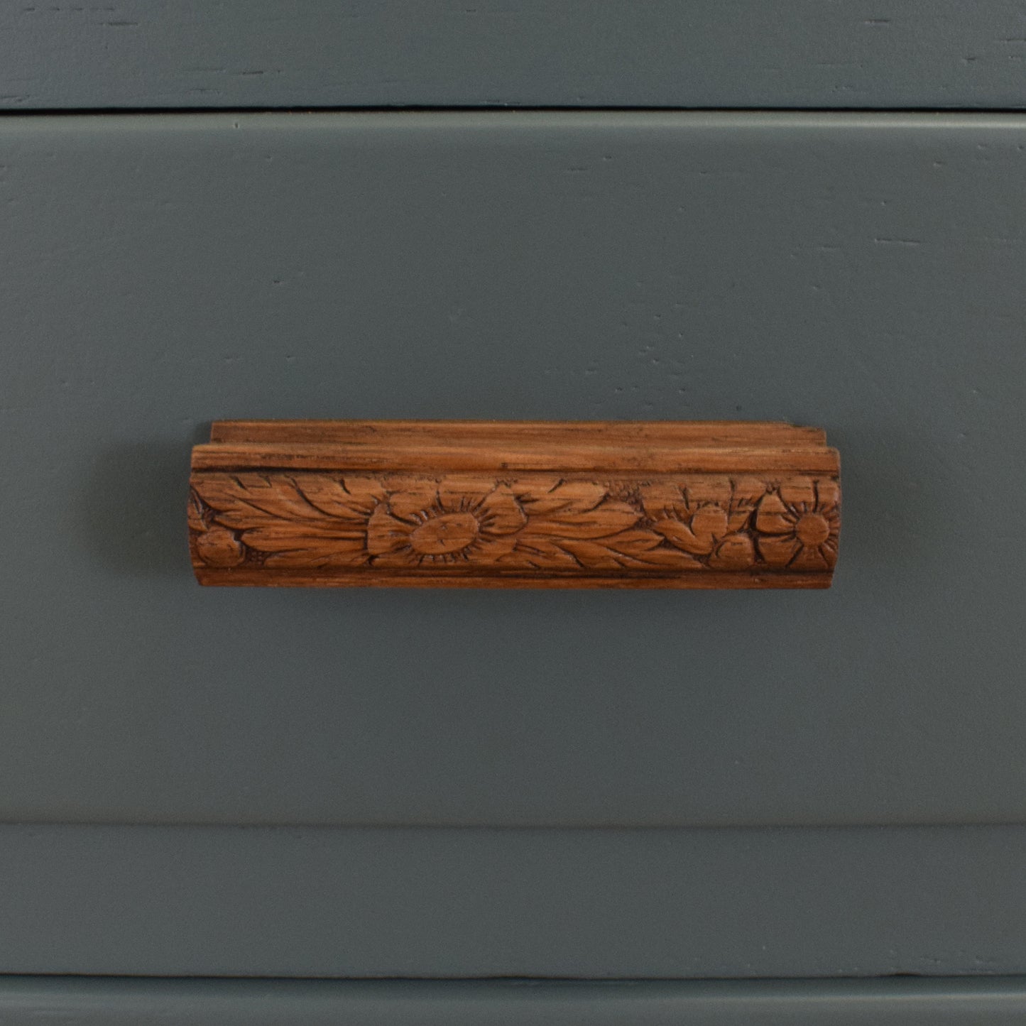 Painted Oak Veneer Chest of Drawers