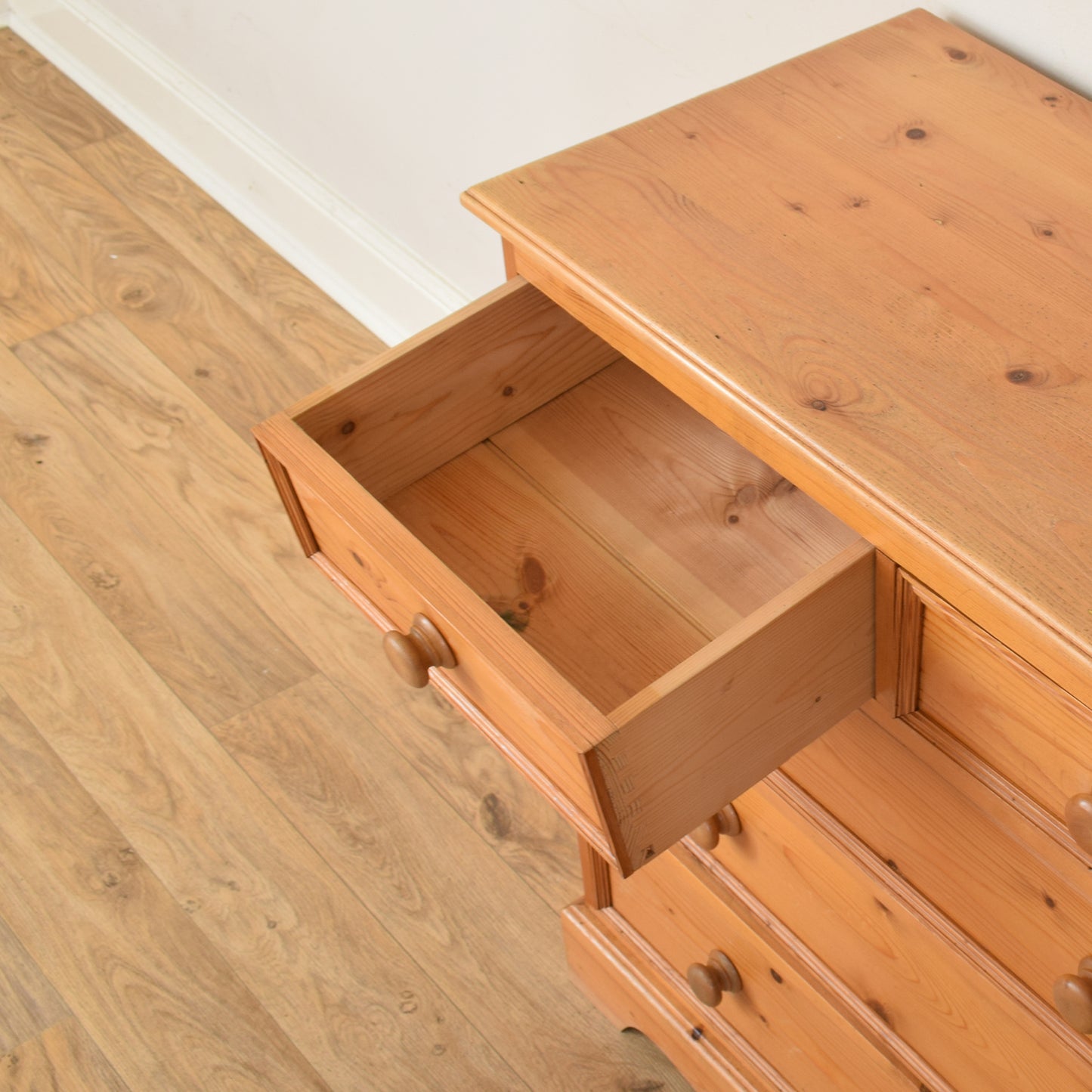 Pine Chest Of Drawers