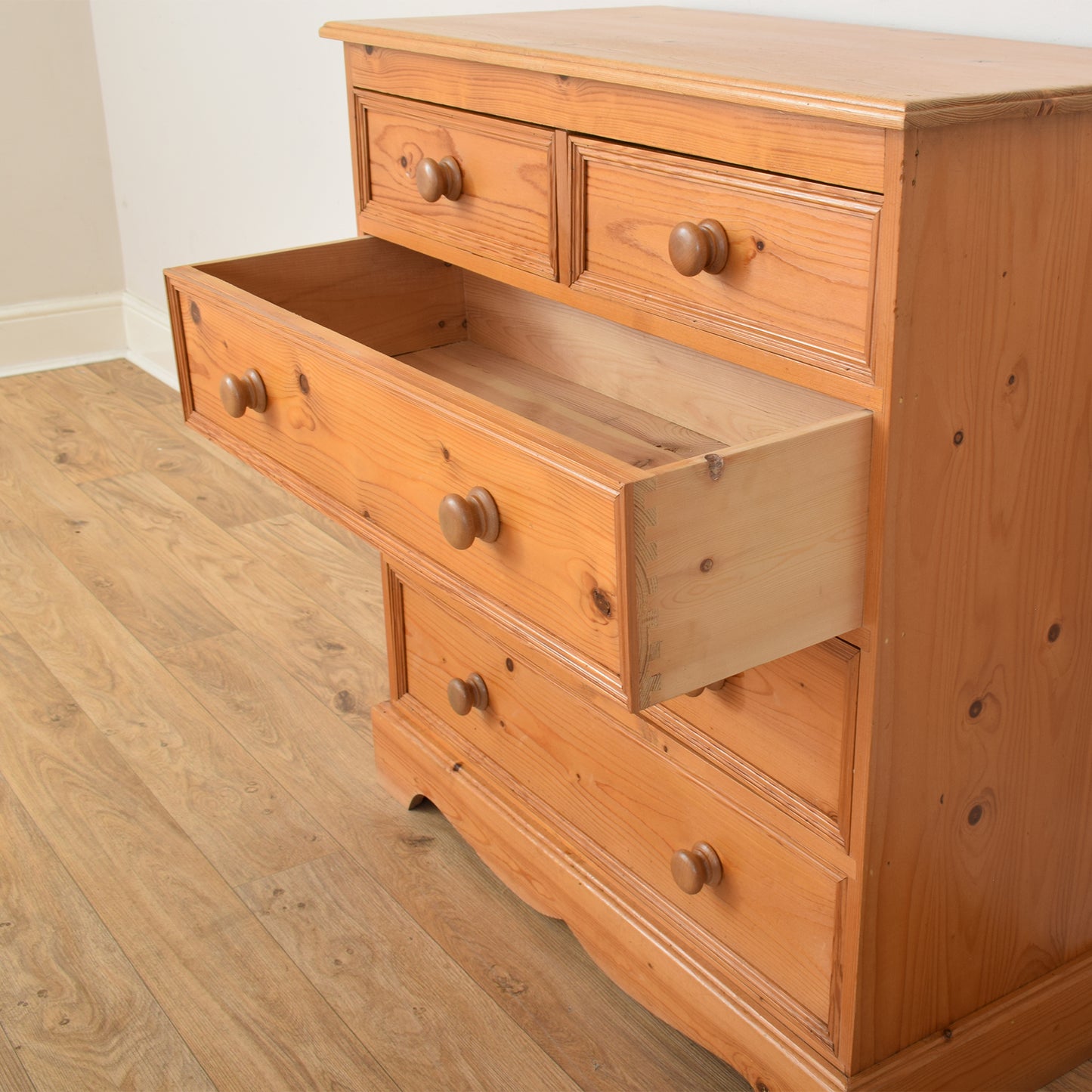 Pine Chest Of Drawers