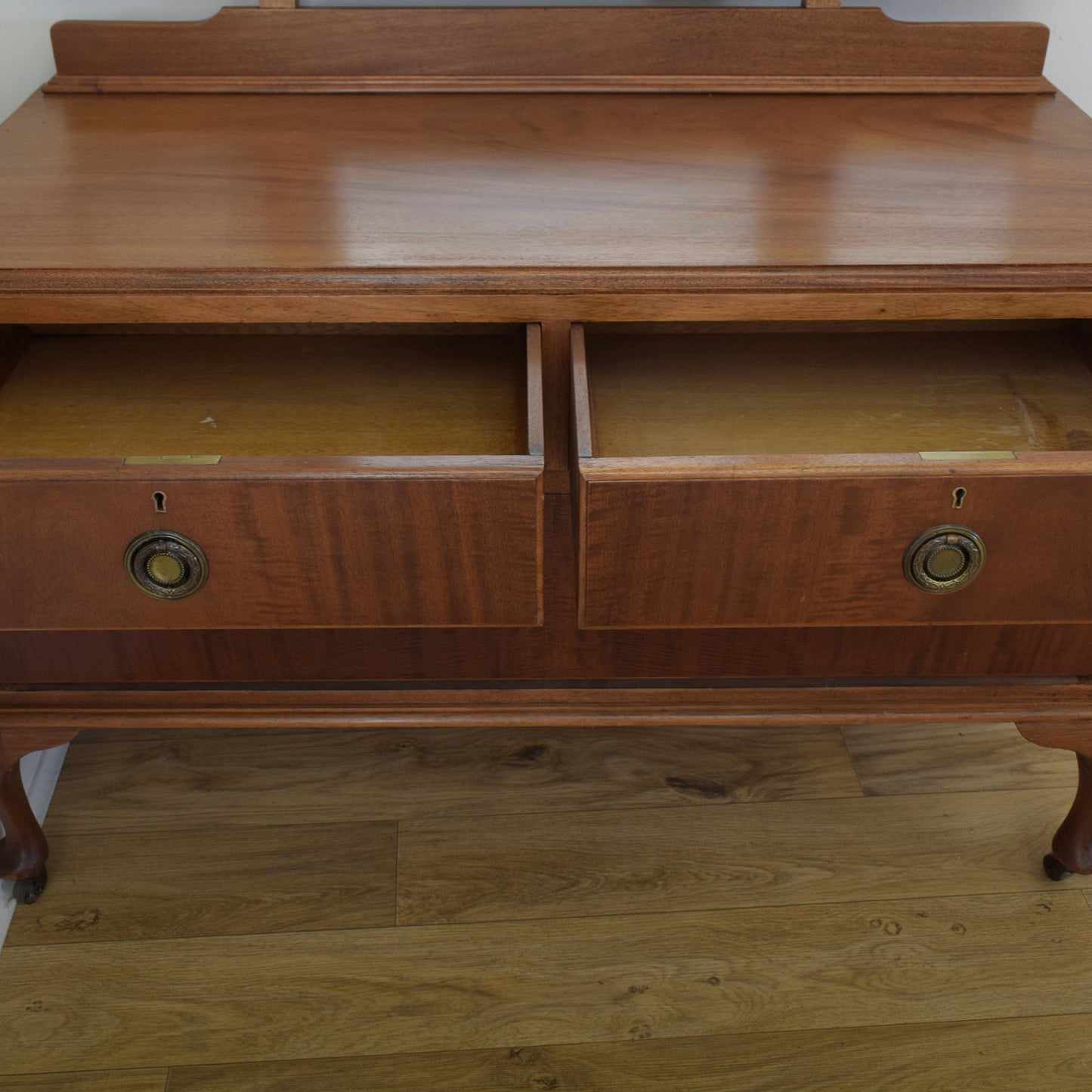 Mahogany Vanity Table