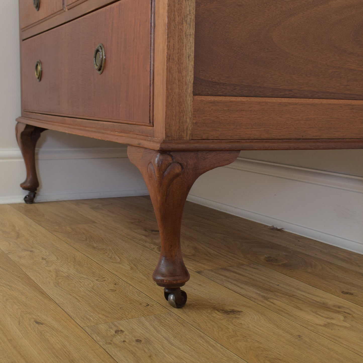 Mahogany Vanity Table