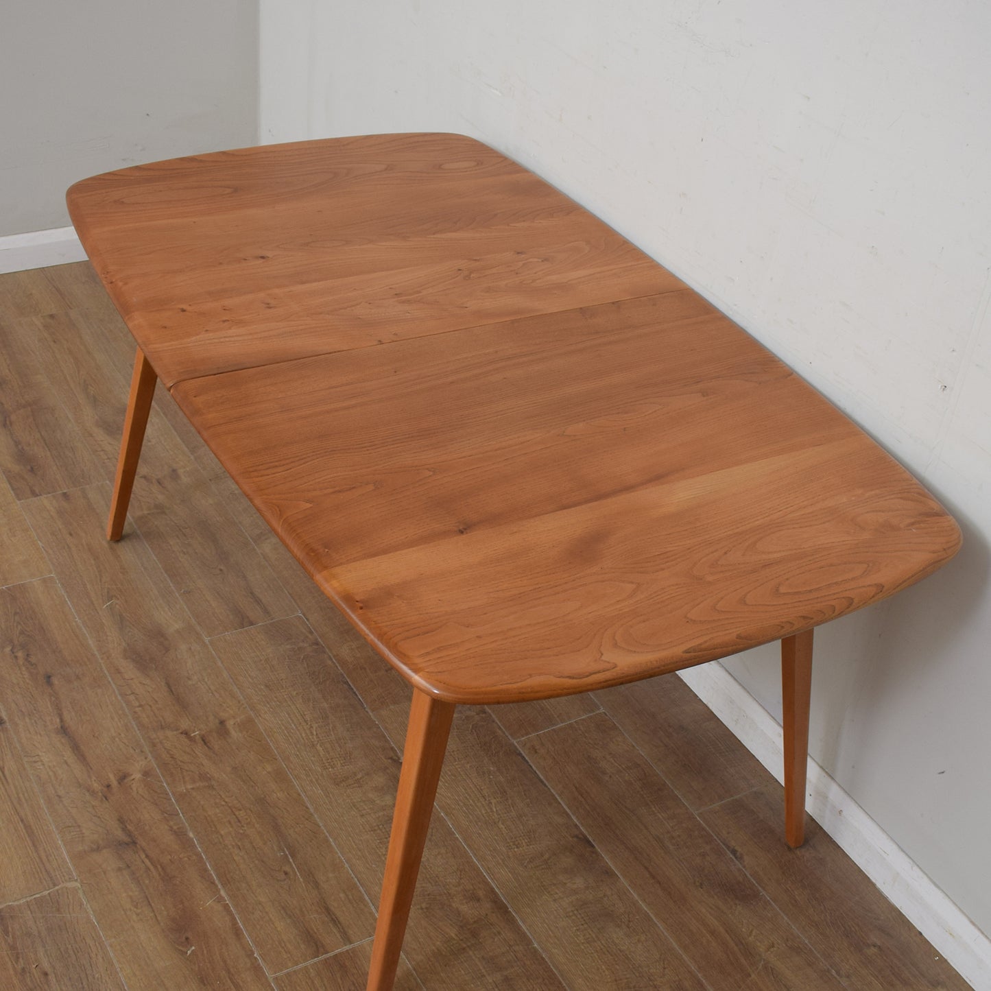 Ercol Windsor Grand Plank Table And 8 Chairs