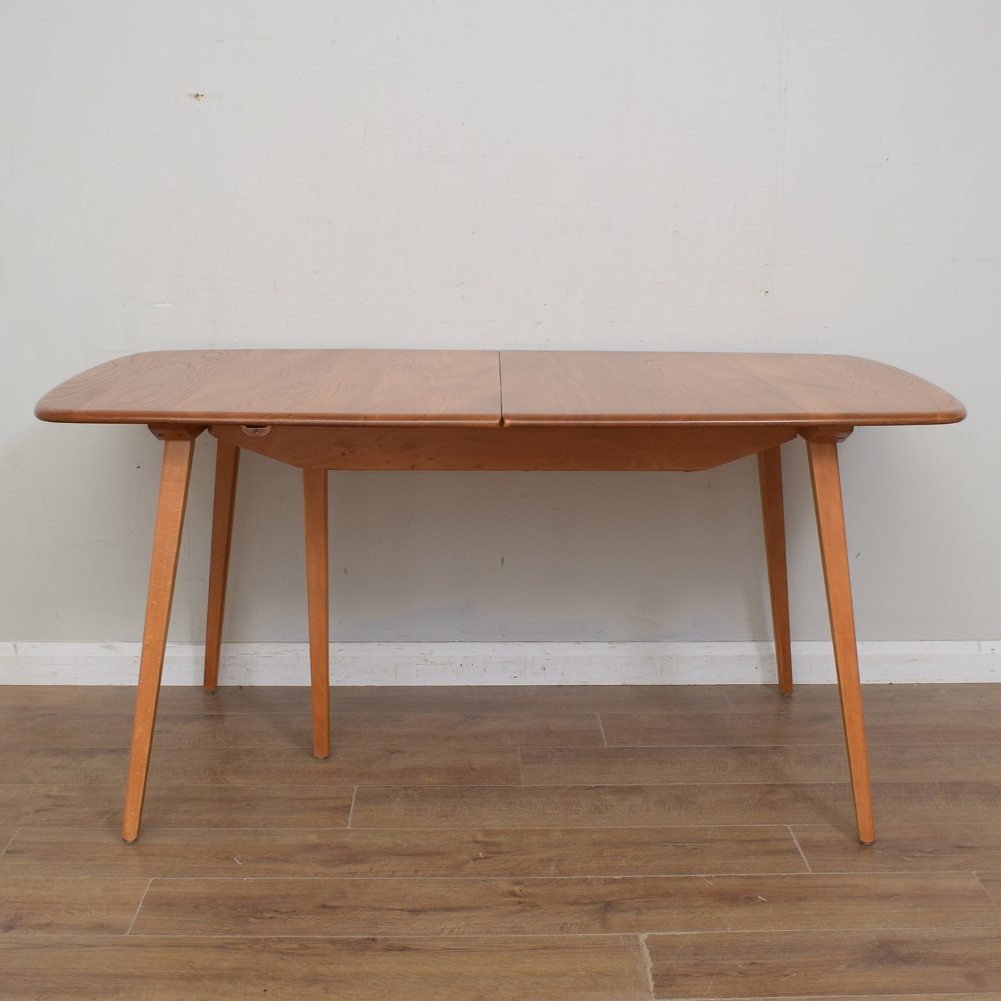 Ercol Windsor Grand Plank Table And 8 Chairs