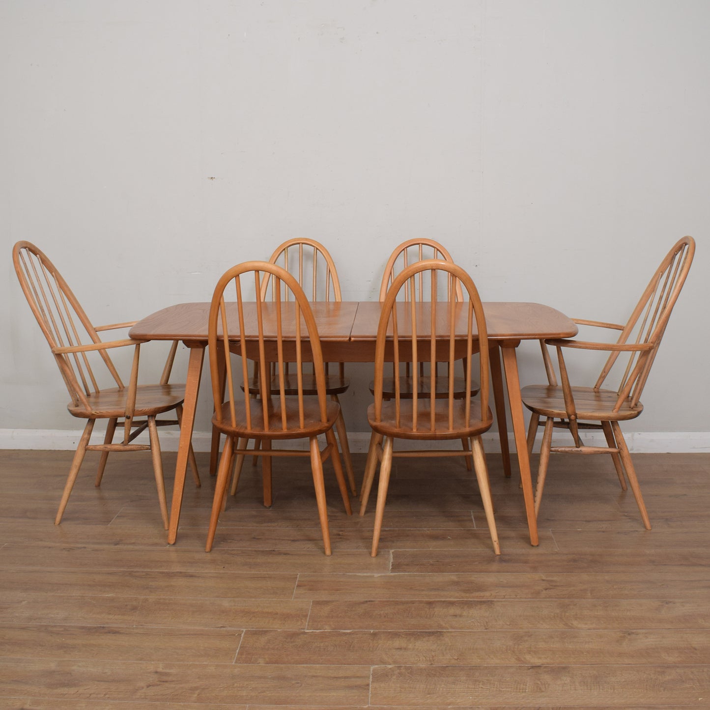 Ercol Windsor Grand Plank Table And 8 Chairs