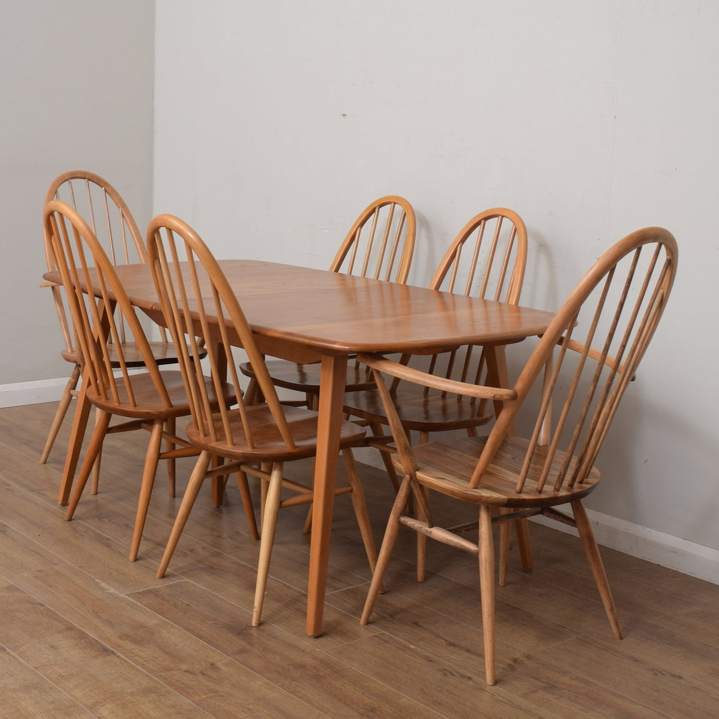 Ercol Windsor Grand Plank Table And 8 Chairs