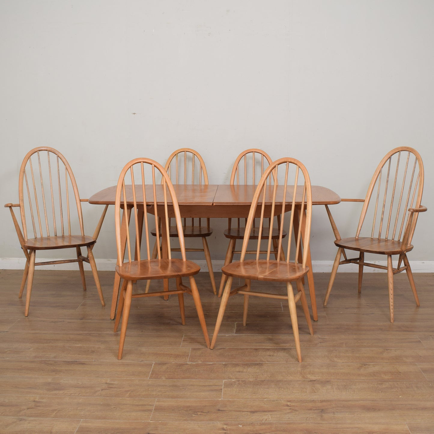 Ercol Windsor Grand Plank Table And 8 Chairs