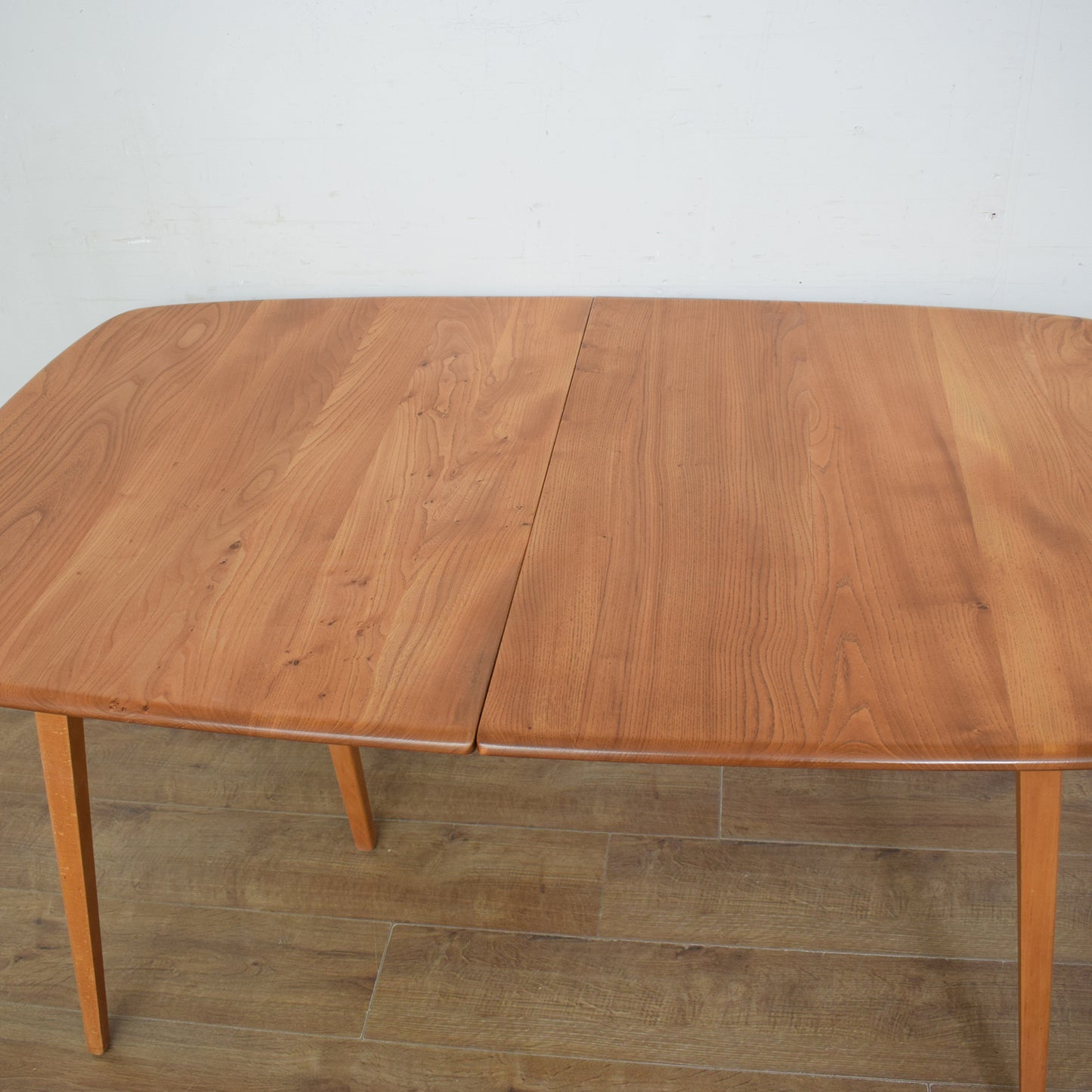 Ercol Windsor Grand Plank Table And 8 Chairs