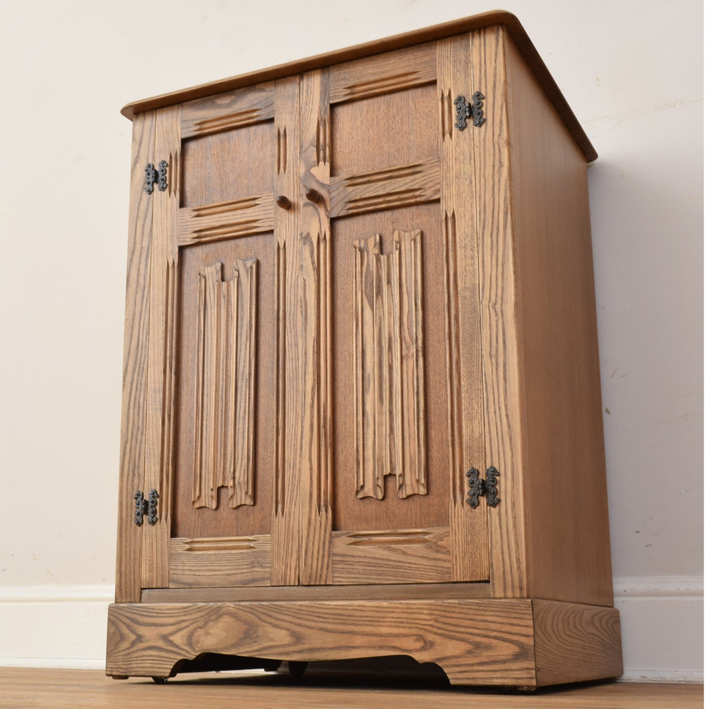 Priory Media Cabinet