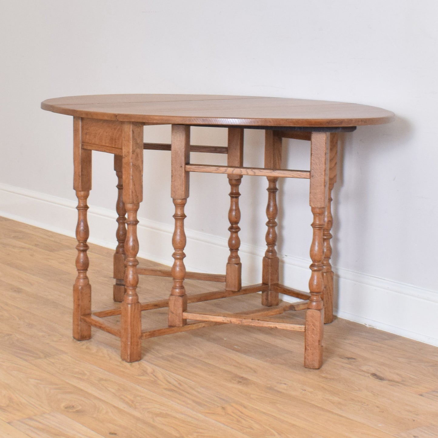 Drop Leaf Table And Four Chairs