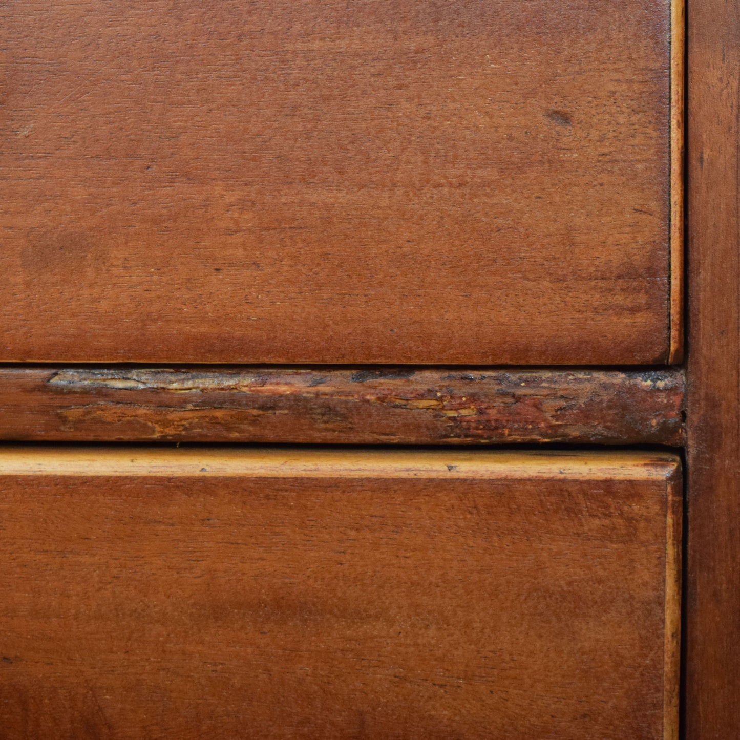 Rustic Mahogany Chest of Drawers