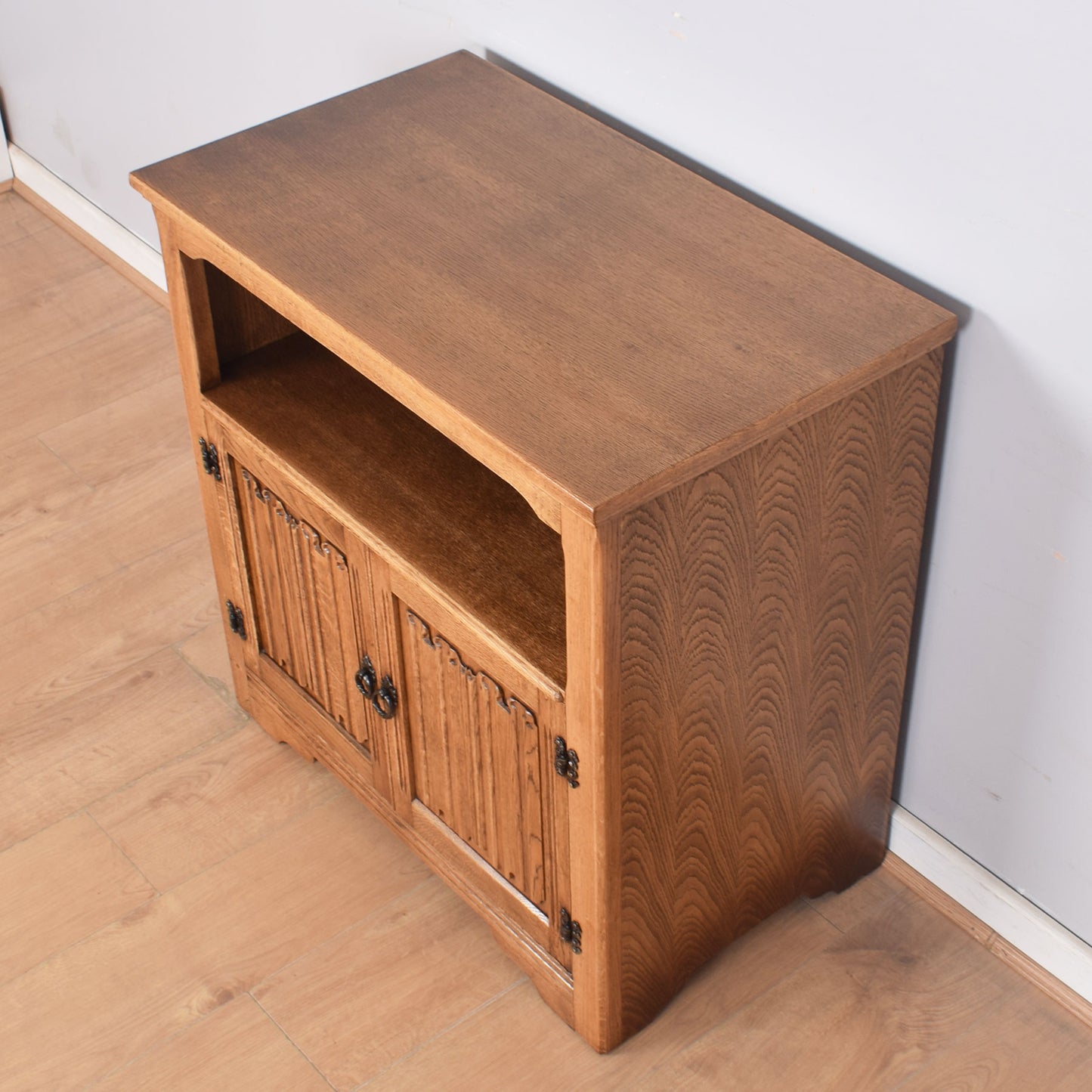 Oak Linenfold TV Cabinet