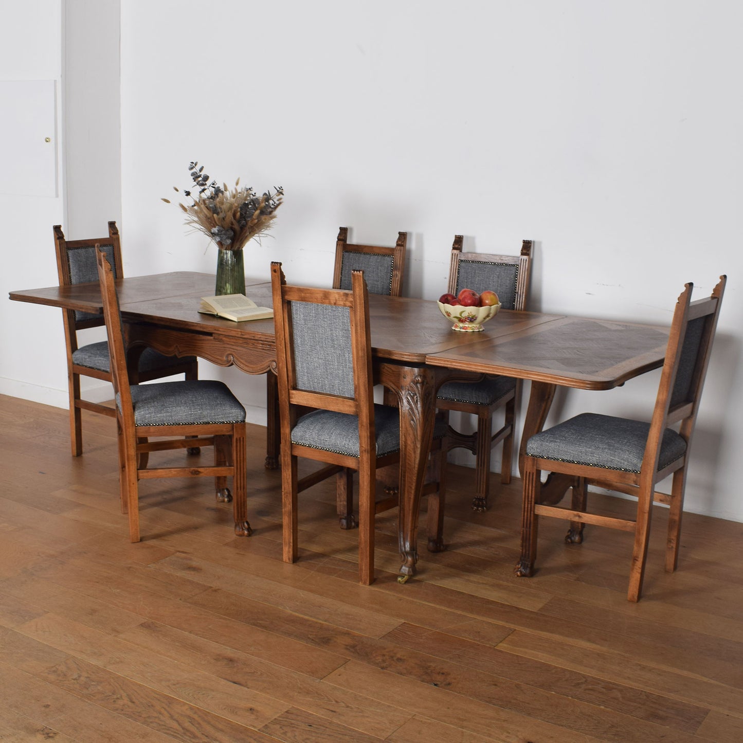 French Louis XV Style Dining Table with Six Chairs