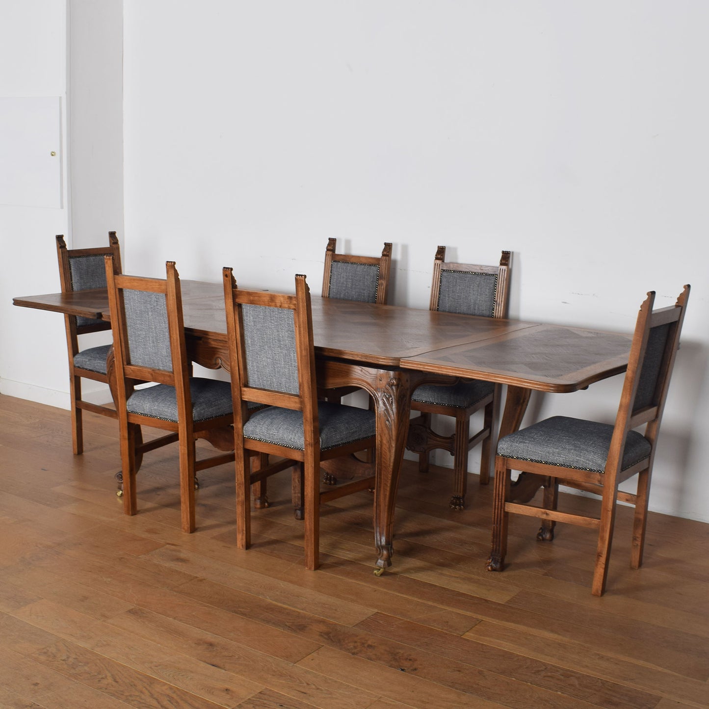 French Louis XV Style Dining Table with Six Chairs