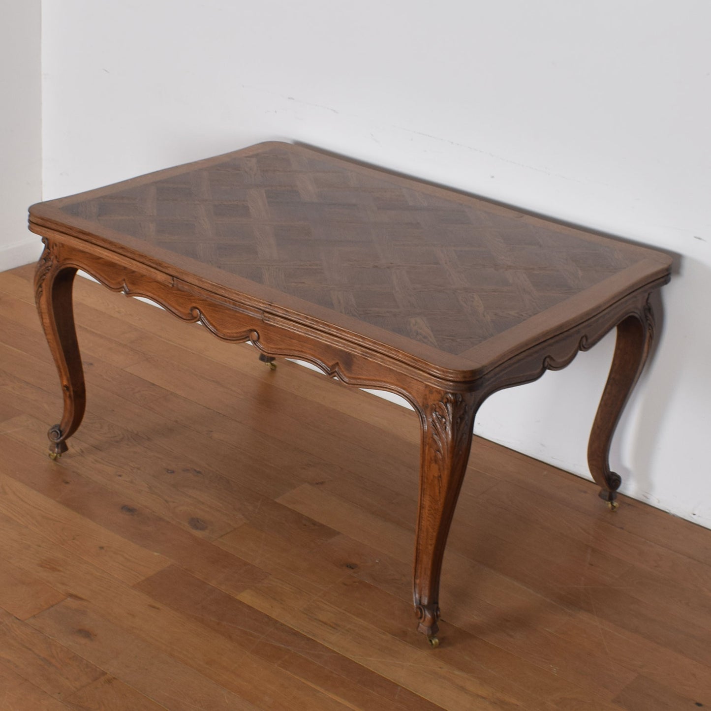 French Louis XV Style Dining Table with Six Chairs