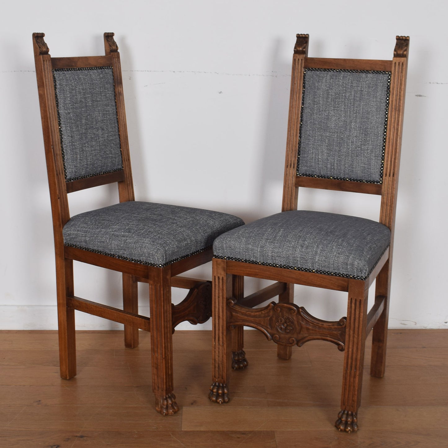 French Louis XV Style Dining Table with Six Chairs