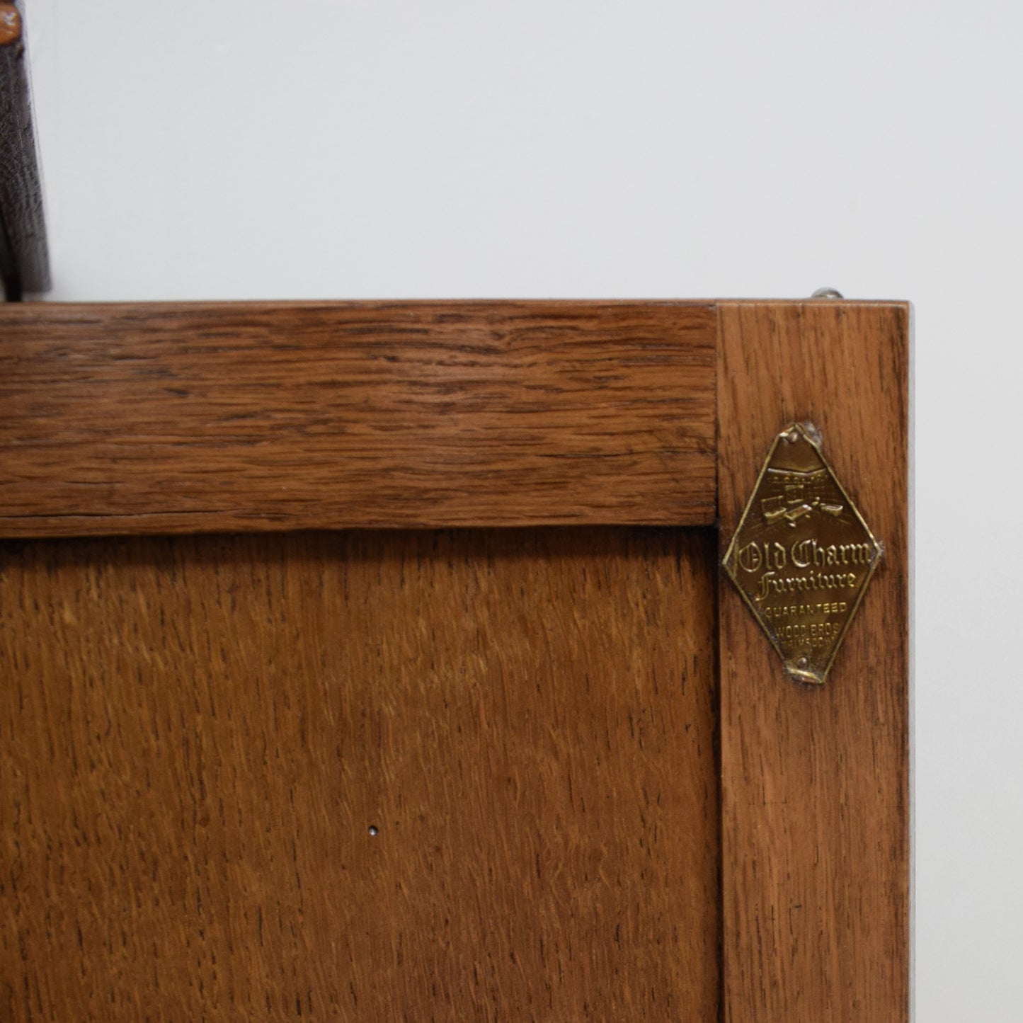 Old Charm Side Cabinet