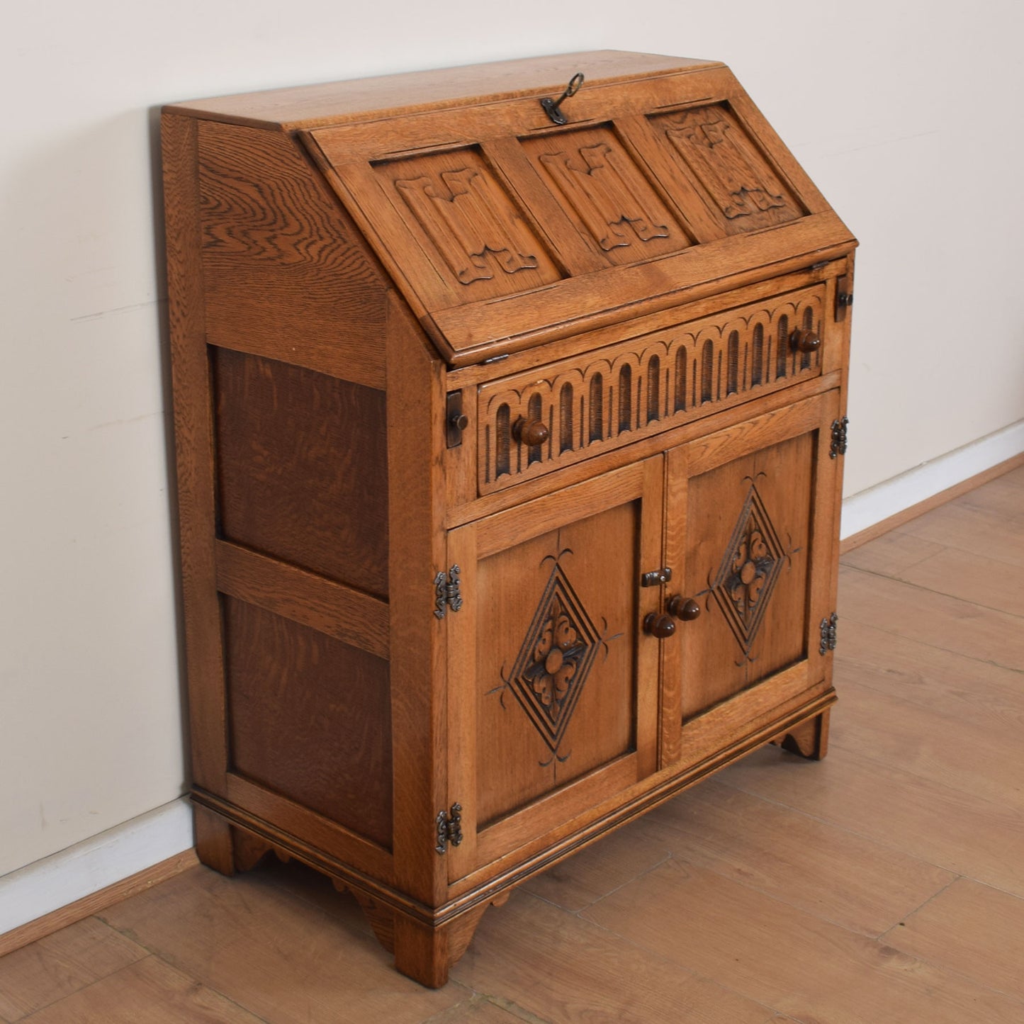 Jaycee Oak Writing Bureau