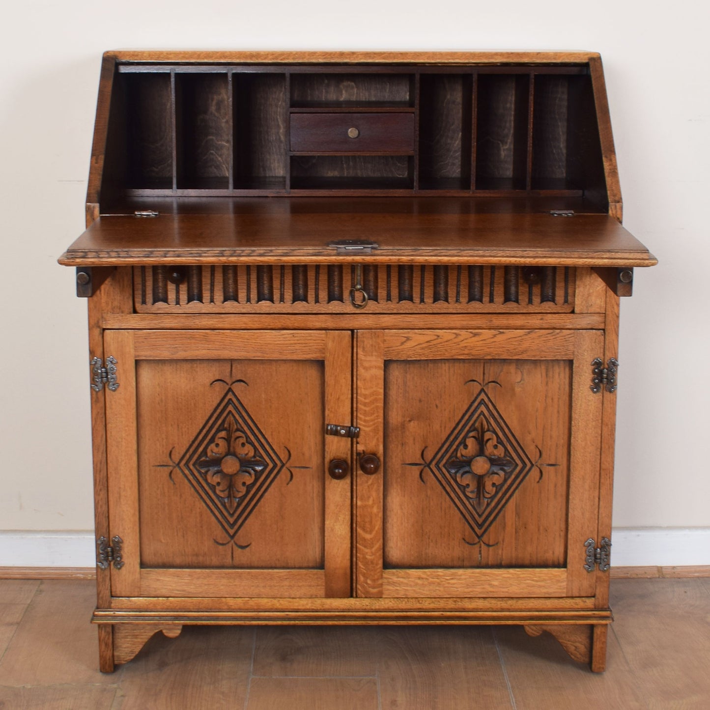 Jaycee Oak Writing Bureau