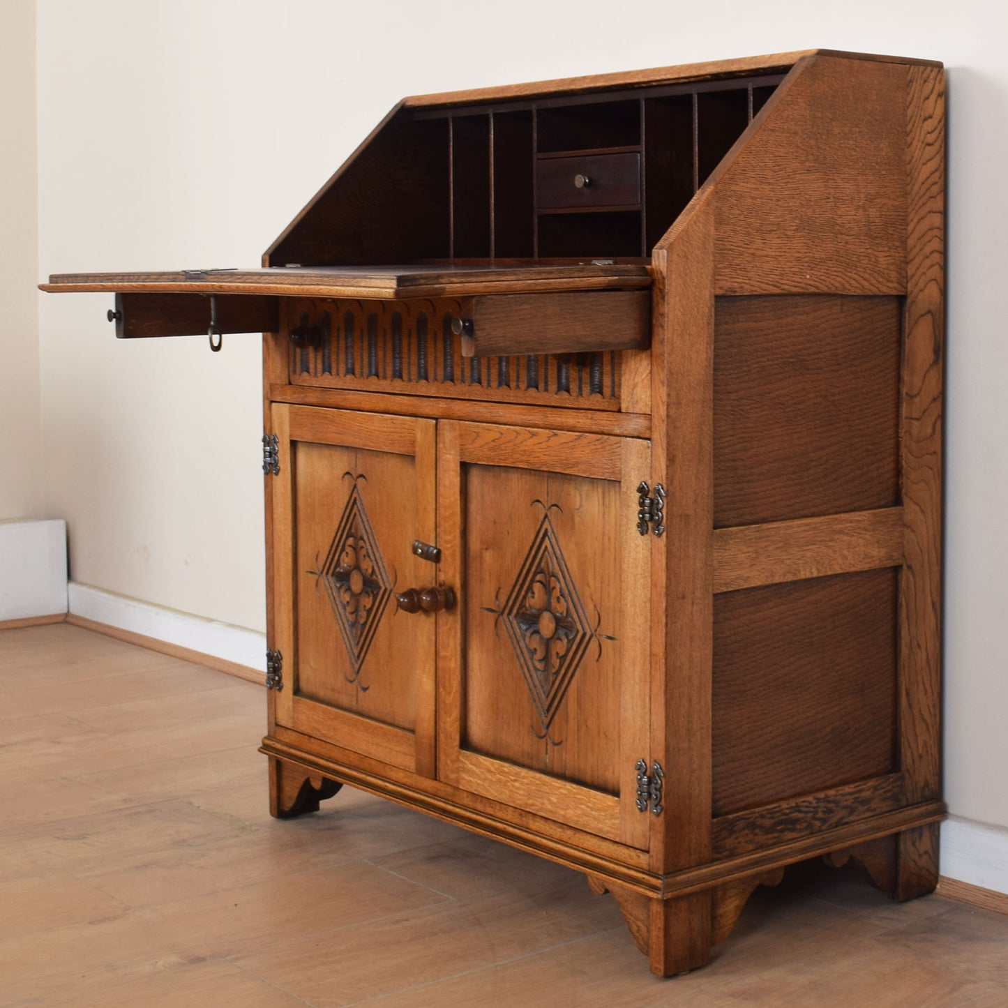 Jaycee Oak Writing Bureau