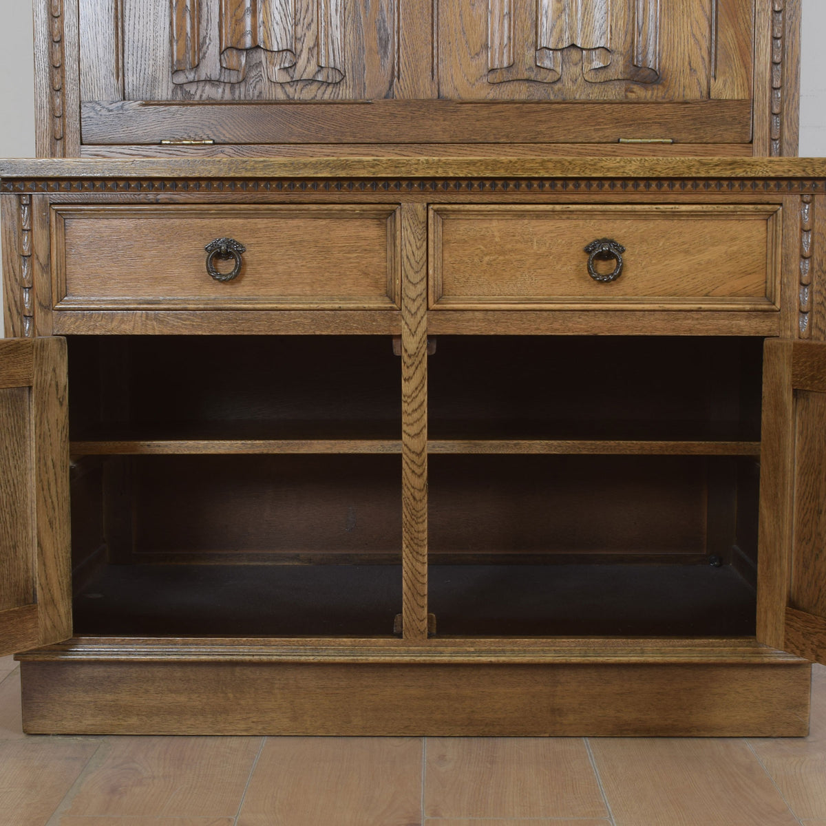 Glazed Jaycee Display Unit