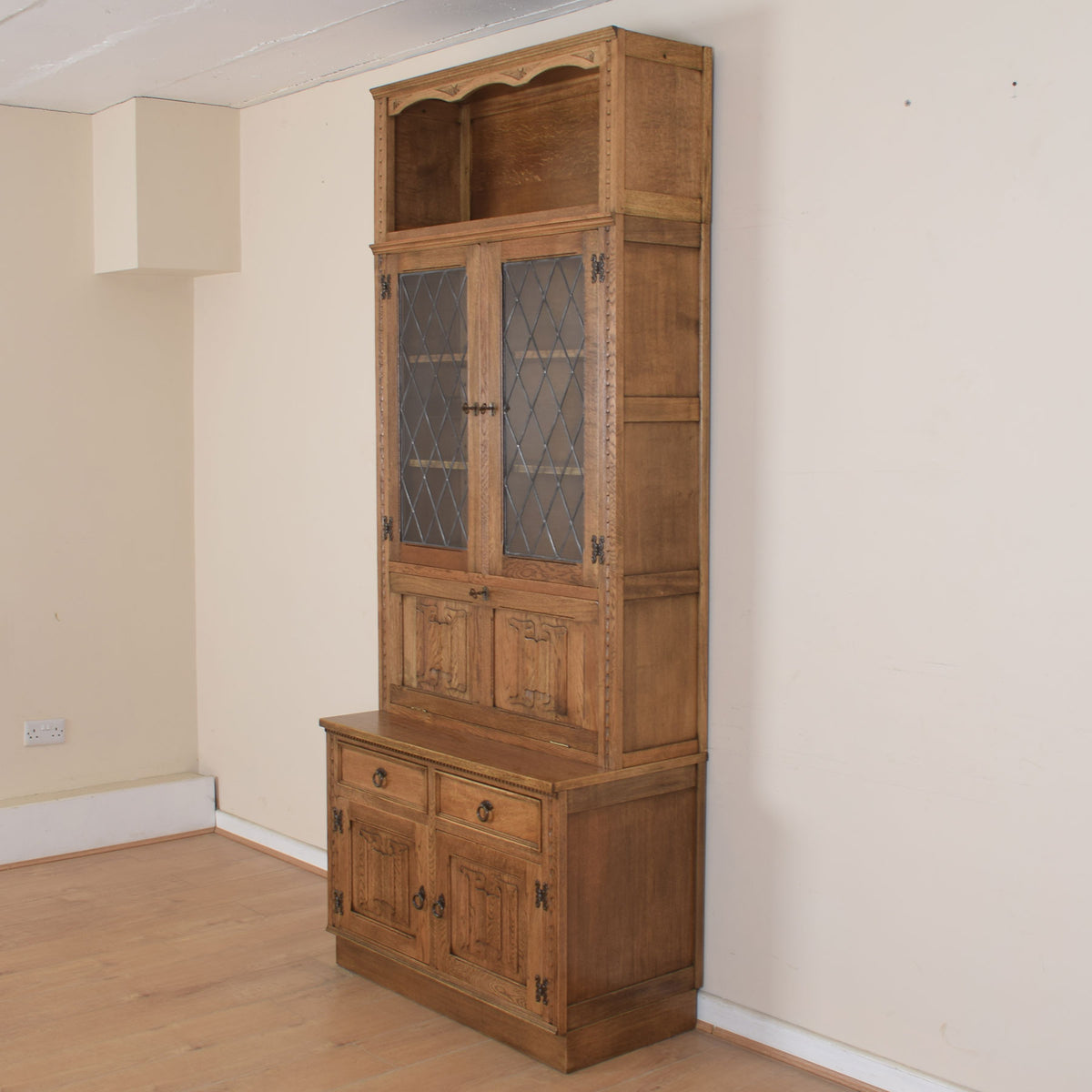 Glazed Jaycee Display Unit
