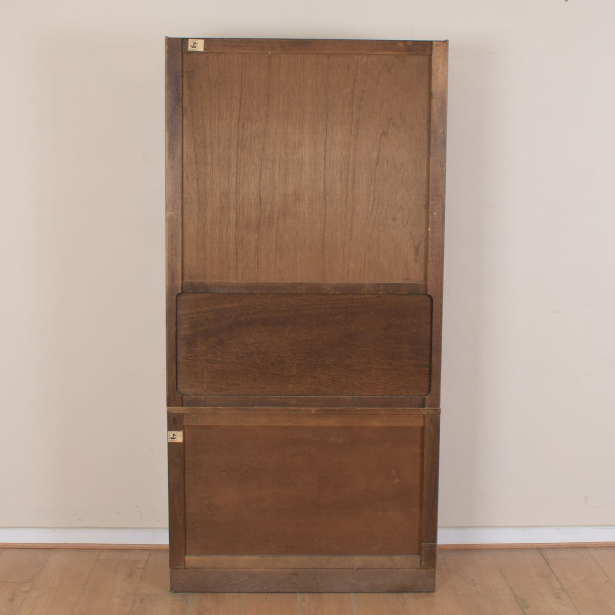 Glazed Jaycee Display Unit