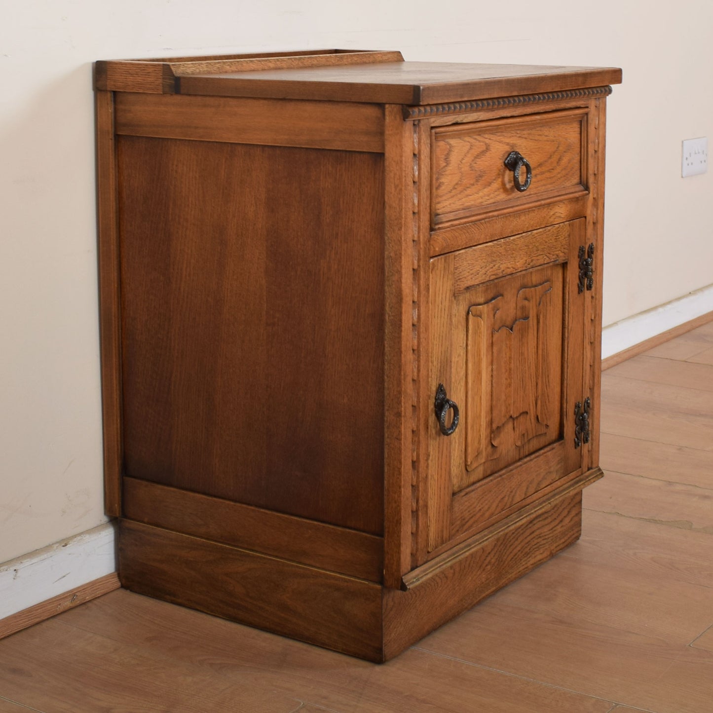 Jaycee Cabinet & Umbrella Stand.