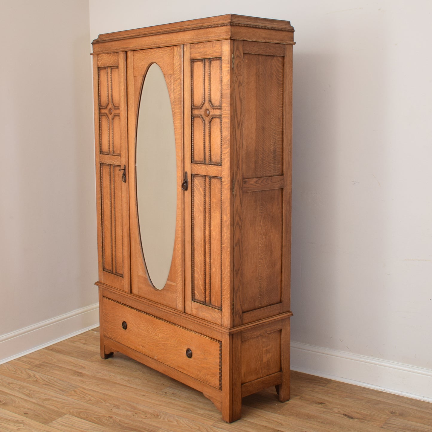 Oak Mirrored Hallrobe