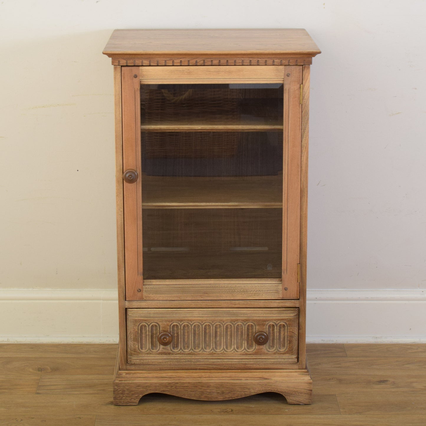 Ercol HiFi Unit