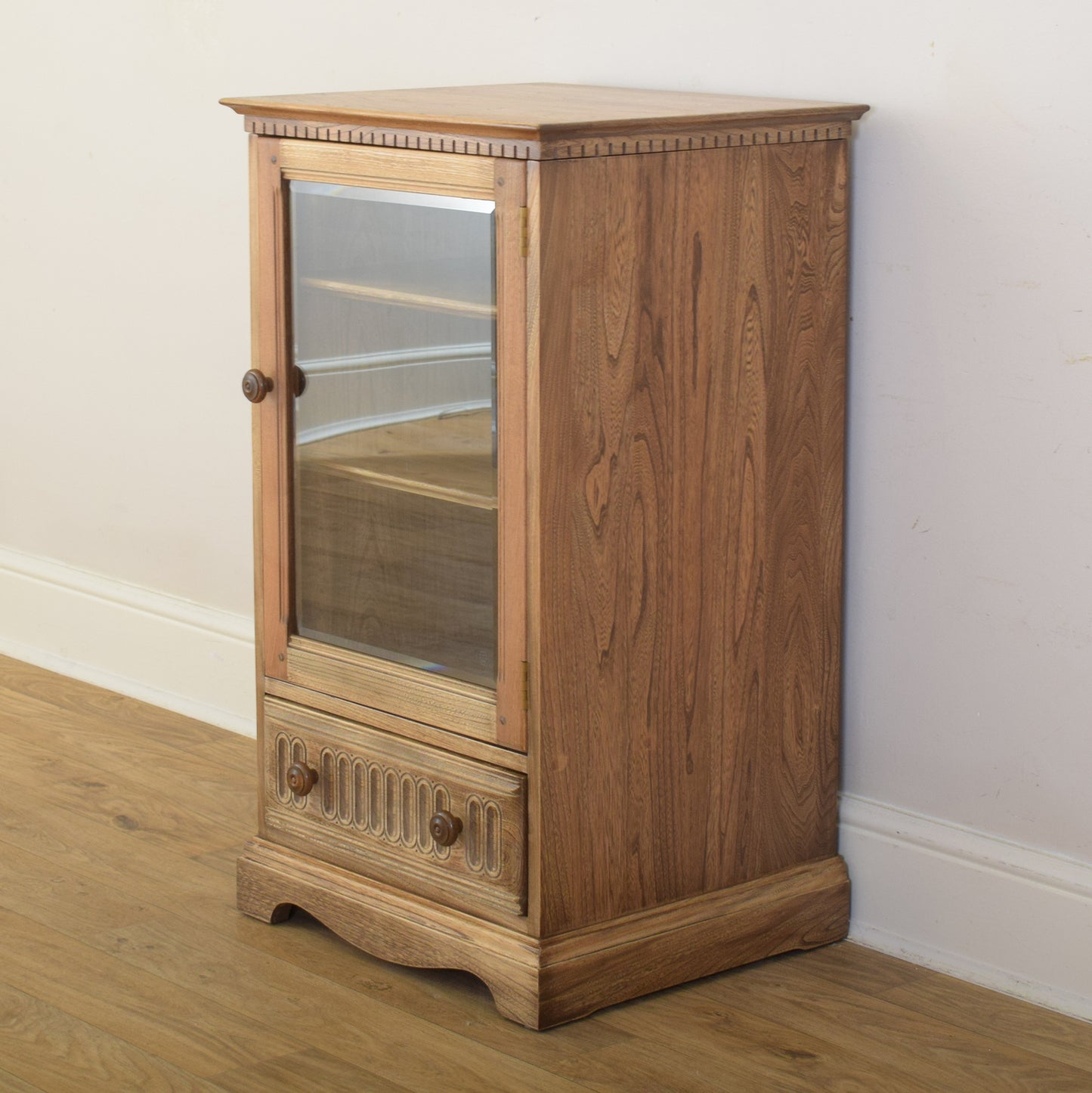 Ercol HiFi Unit