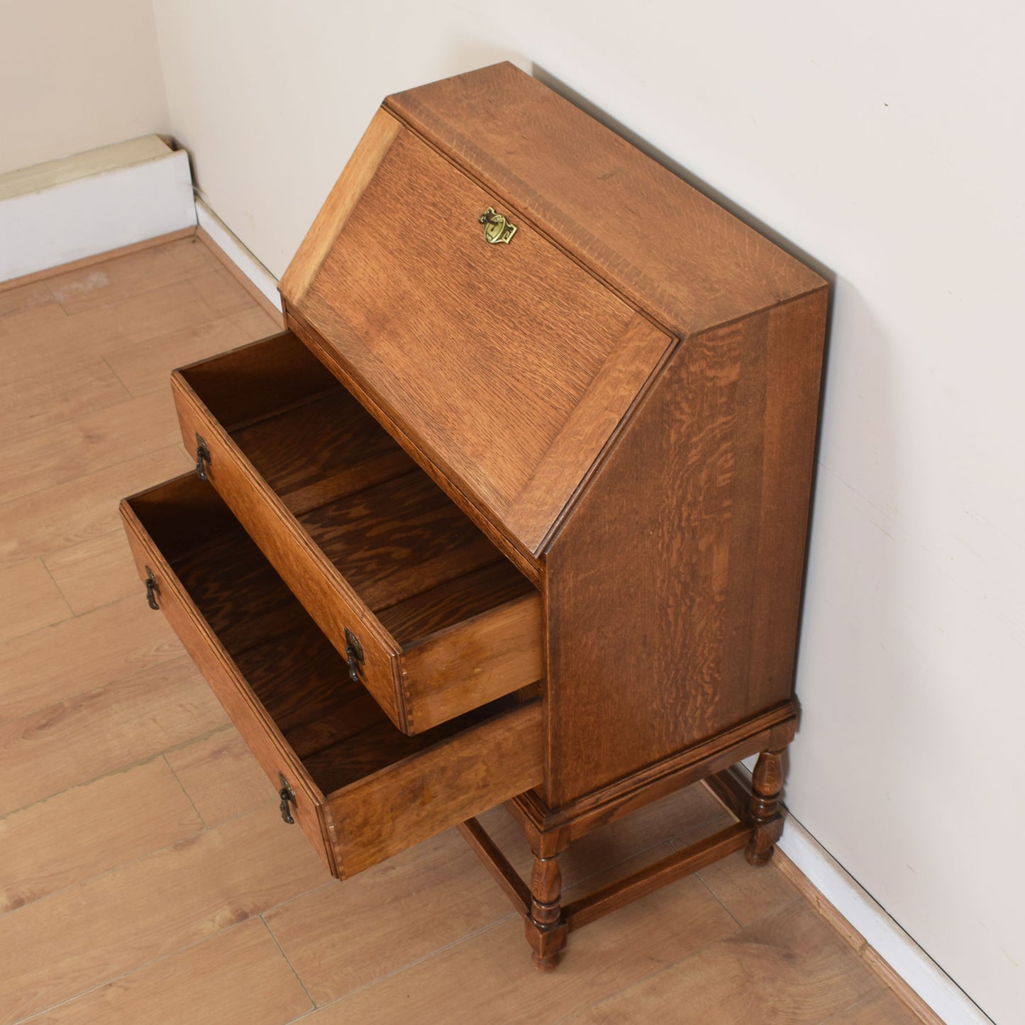 Oak Bureau