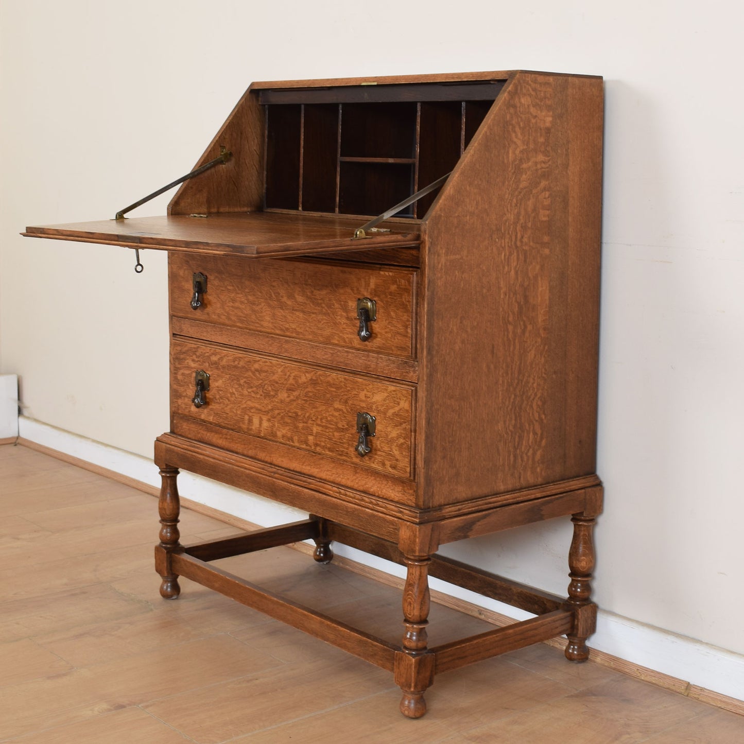 Oak Bureau