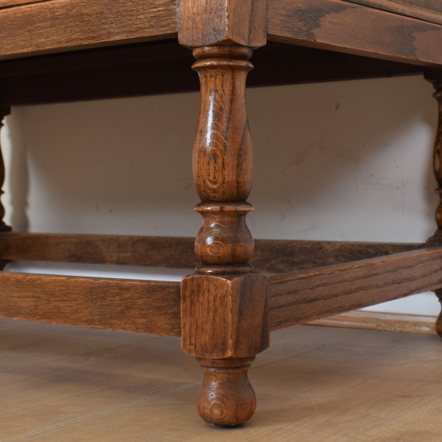 Oak Bureau